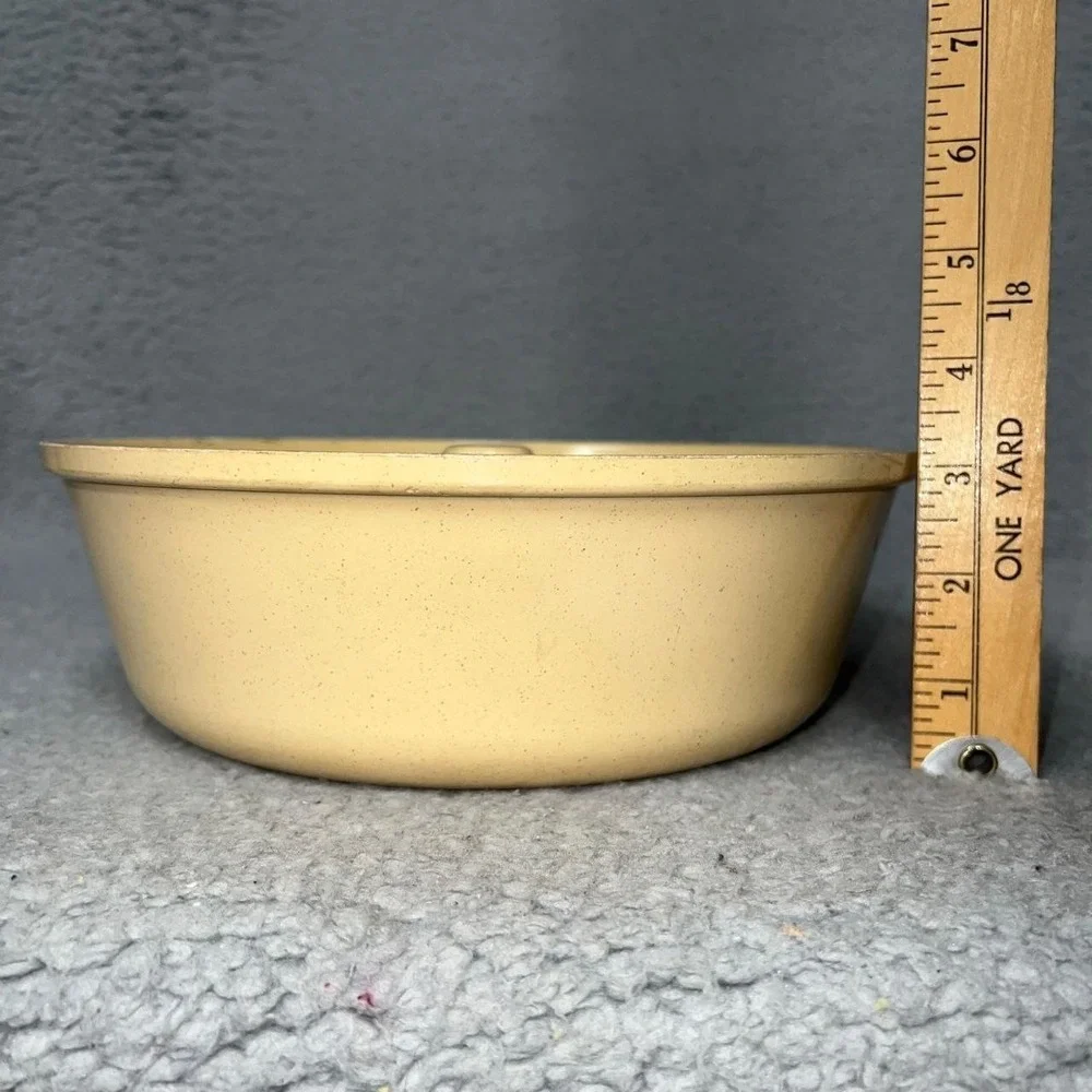 VTG Regal Ware Microwave Melamine Bundt Cake‎ Baking Pan Speckled Almond